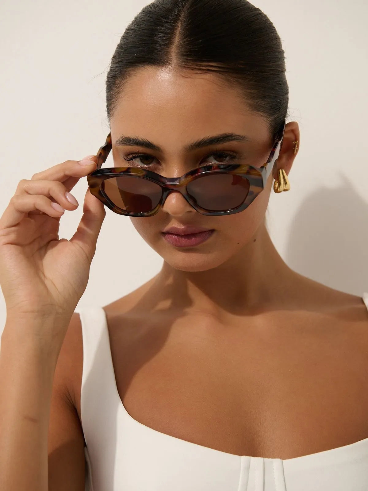 Lizzie Cat Eye Sunglasses
