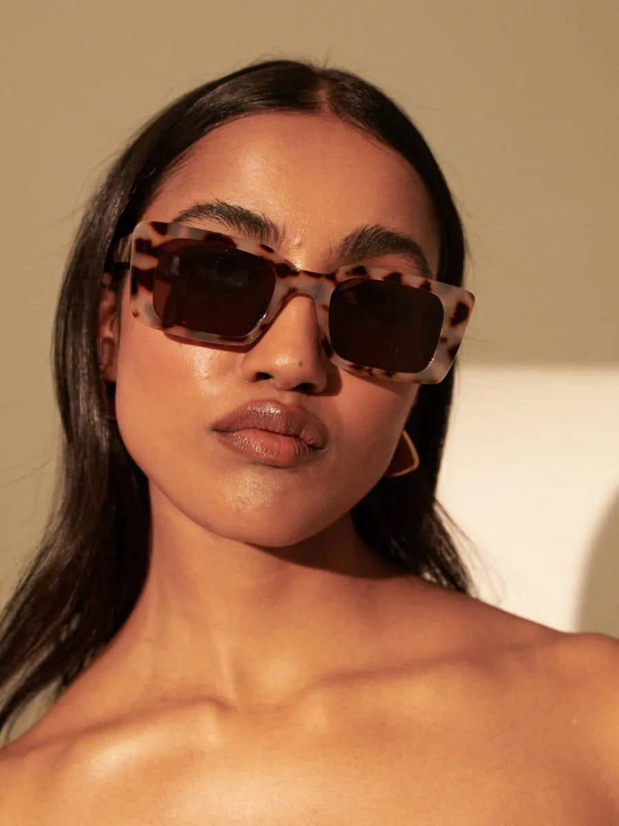 Square sunglasses 
Sunglasses 
Ladies eyewear 
Eyewear 
Ladies sunglasses 
Women’s sunglasses 
Tortoise shell sunglasses 
Oversized sunglasses 
Sunglasses Australia 
Australian sunglasses