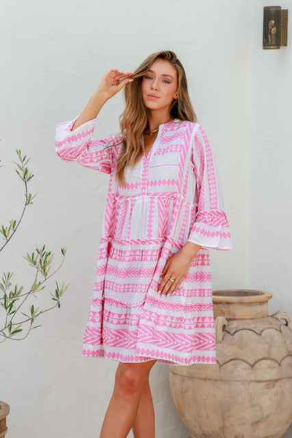 summer dress, fashion, womens fashion, mini dress, pink dress, pattern dress, neon pink dress, pink and white dress, ladies clothing online, spencer in vogue, fashion boutique perth, free shipping, knee length dress, dopamine dressing, ladies dress, casual dress, Mediterranean dress